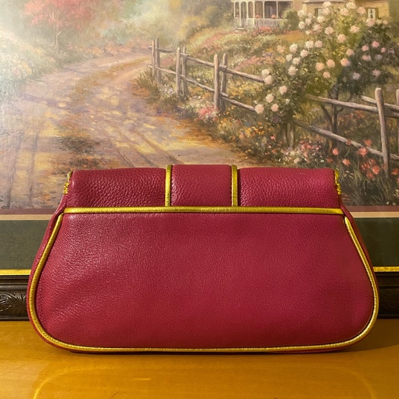 Dooney & Bourke 24k Gold Dipped Lion Y2K Hayden Panettiere 💖FUCHSIA Clutch NWT - Picture 6 of 12